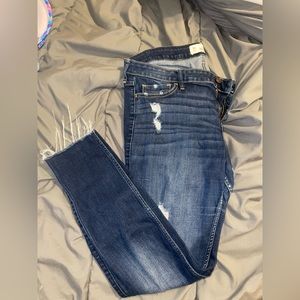 Hollister distressed jeans size 15